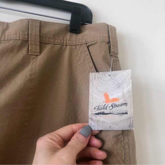 NWT Field and Stream rip stop cargo short solid ermine Size 36 - Picture 5 of 9